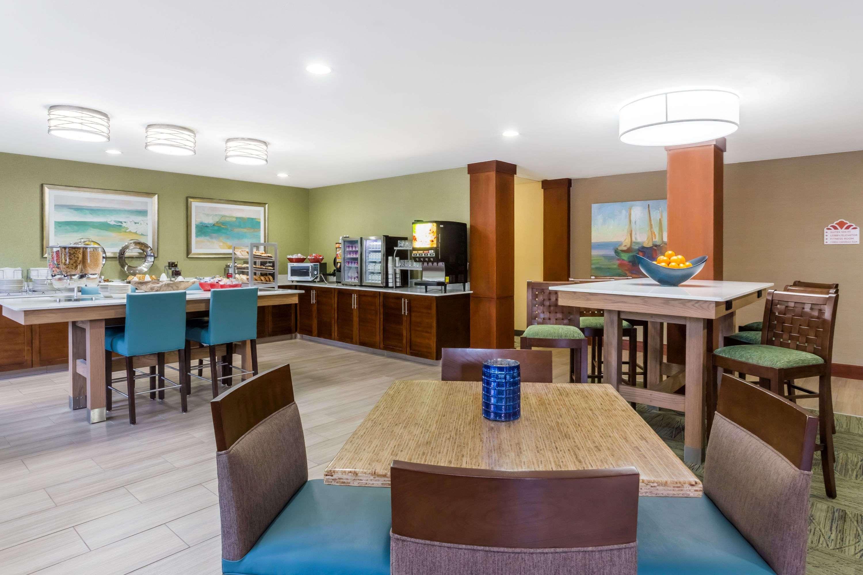 Hawthorn Extended Stay By Wyndham North Naples Eksteriør bilde