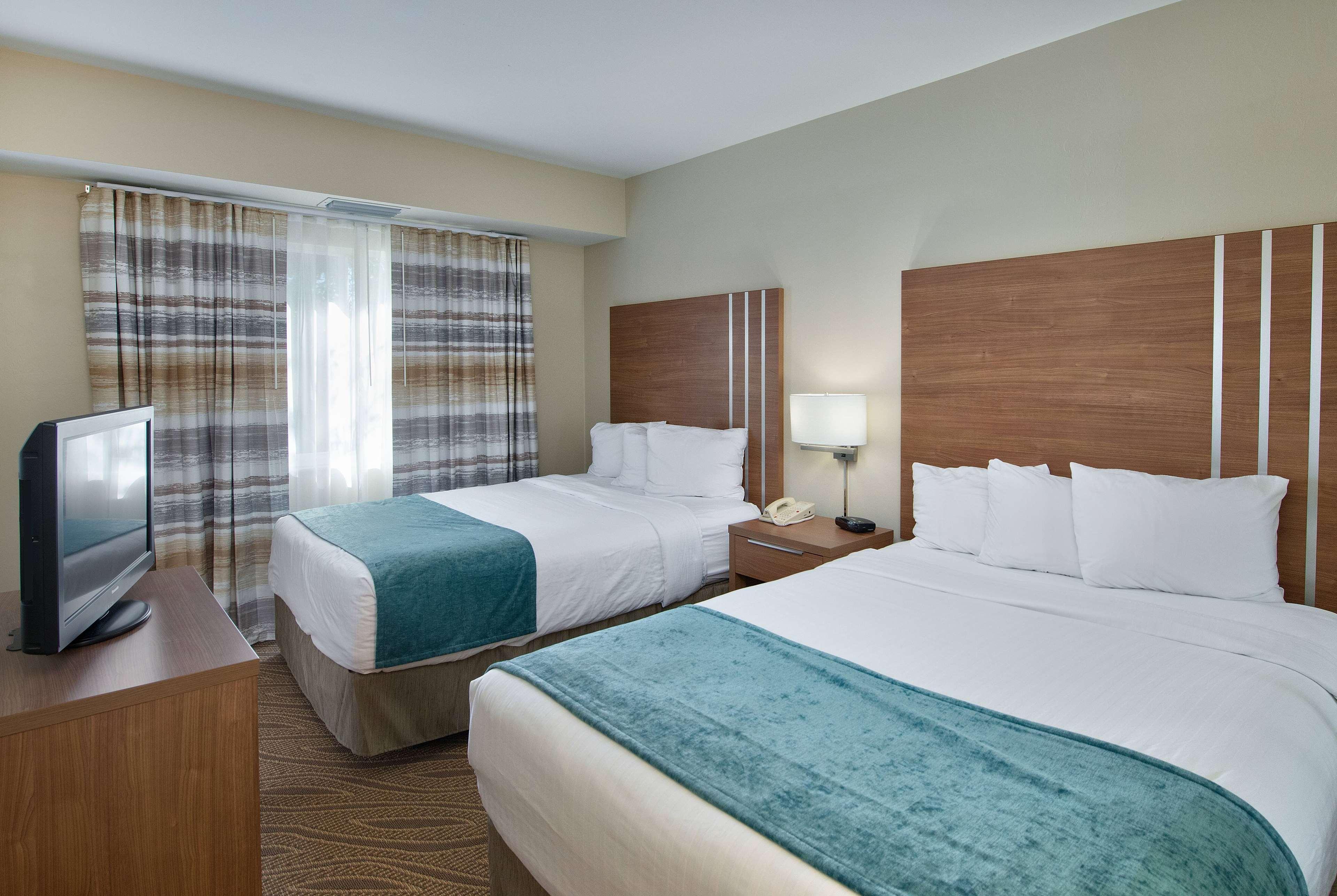 Hawthorn Extended Stay By Wyndham North Naples Eksteriør bilde