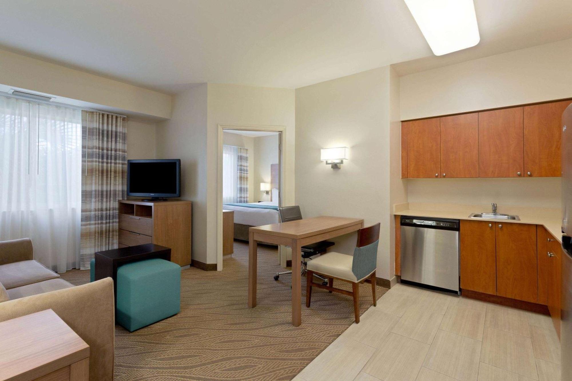 Hawthorn Extended Stay By Wyndham North Naples Eksteriør bilde